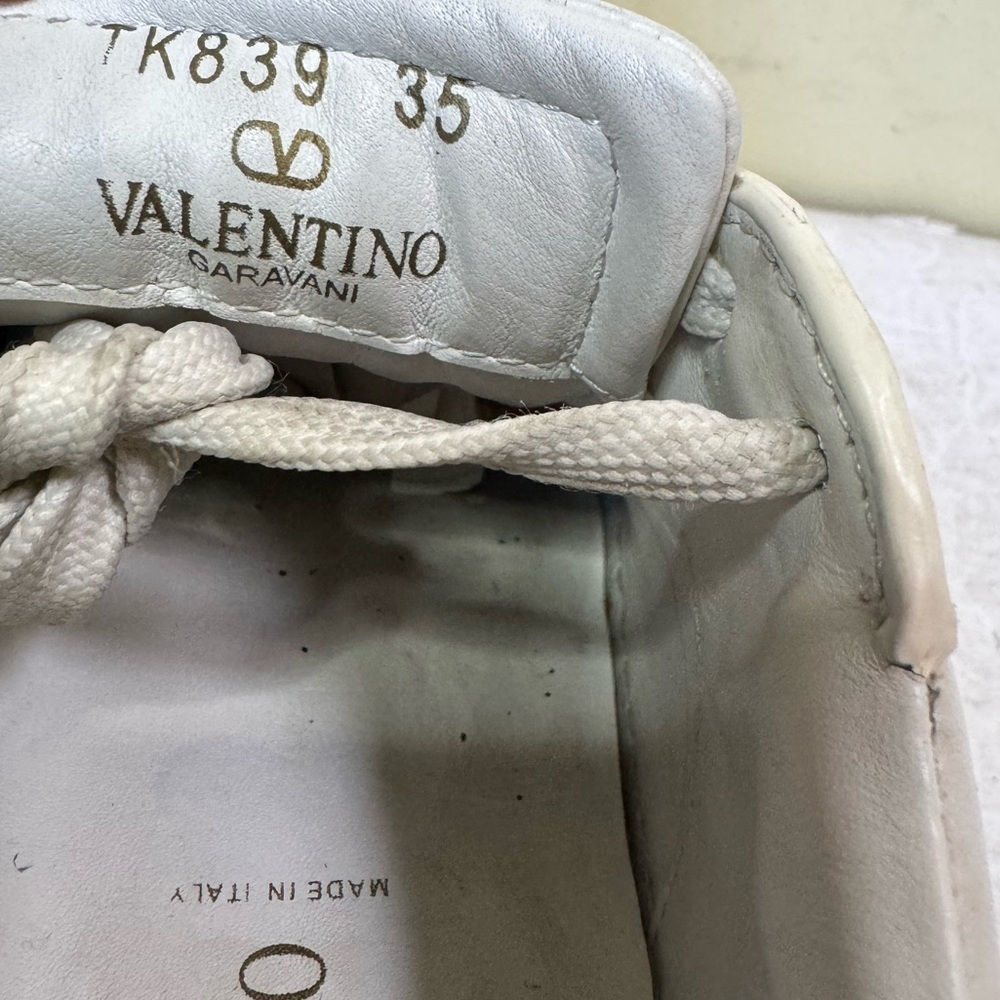 Valentino Garavani Rockstud Leather Sneakers Lace Up Trainers Shoes Graphic Rare - Picture 11 of 16